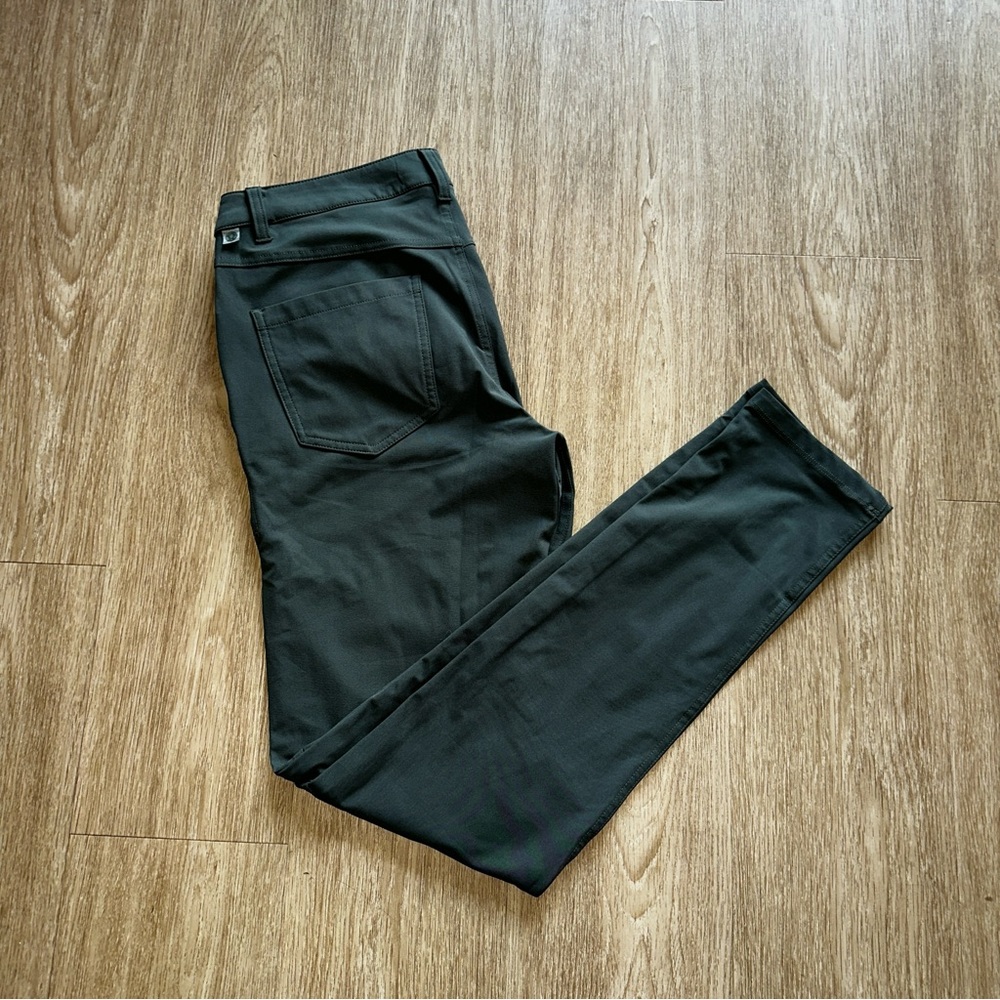 Lululemon Slim fit 5-Pocket Pant